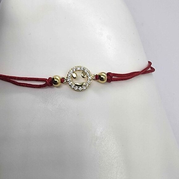Sterling SIlver 925 Smile Face Design With Red String Bracelet - Picture 1 of 4